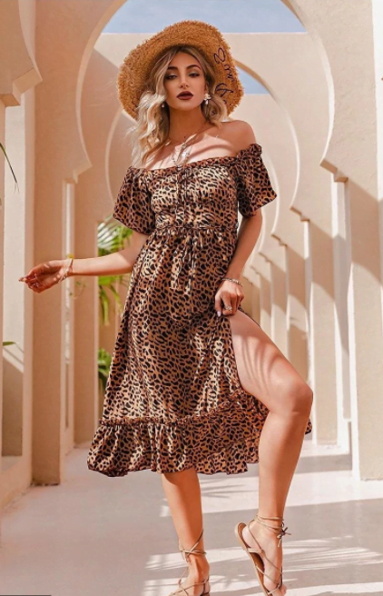 Boho chic dress with sandals and hat