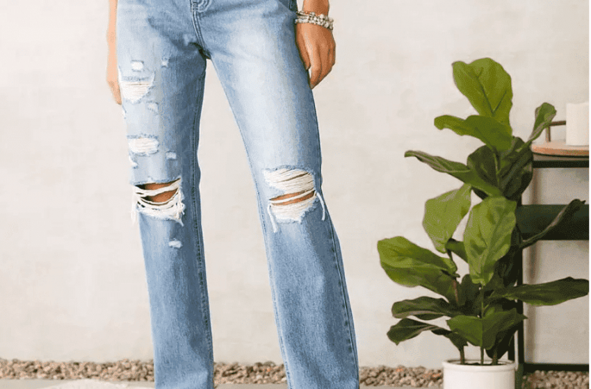  9 New Tips For Styling Boyfriend Jeans For Women 2024