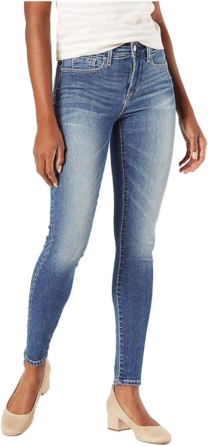 Signature by Levi Strauss & Co. Gold Label Women's Totally Shaping Skinny Jeans (Standard and Plus) Amazon