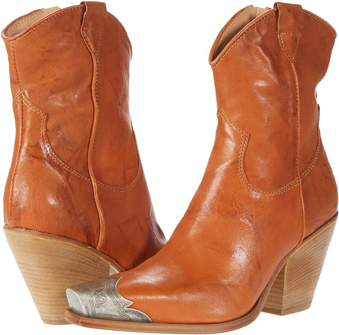 Free People Brayden Western Boot from Amazon